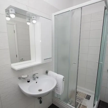 Verunic 14286d Apartamento Veli Rat