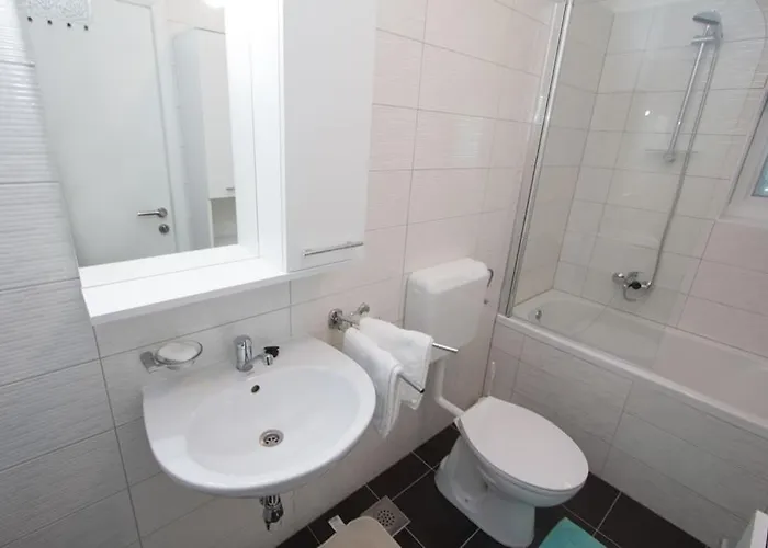 Verunic 14286d Veli Rat